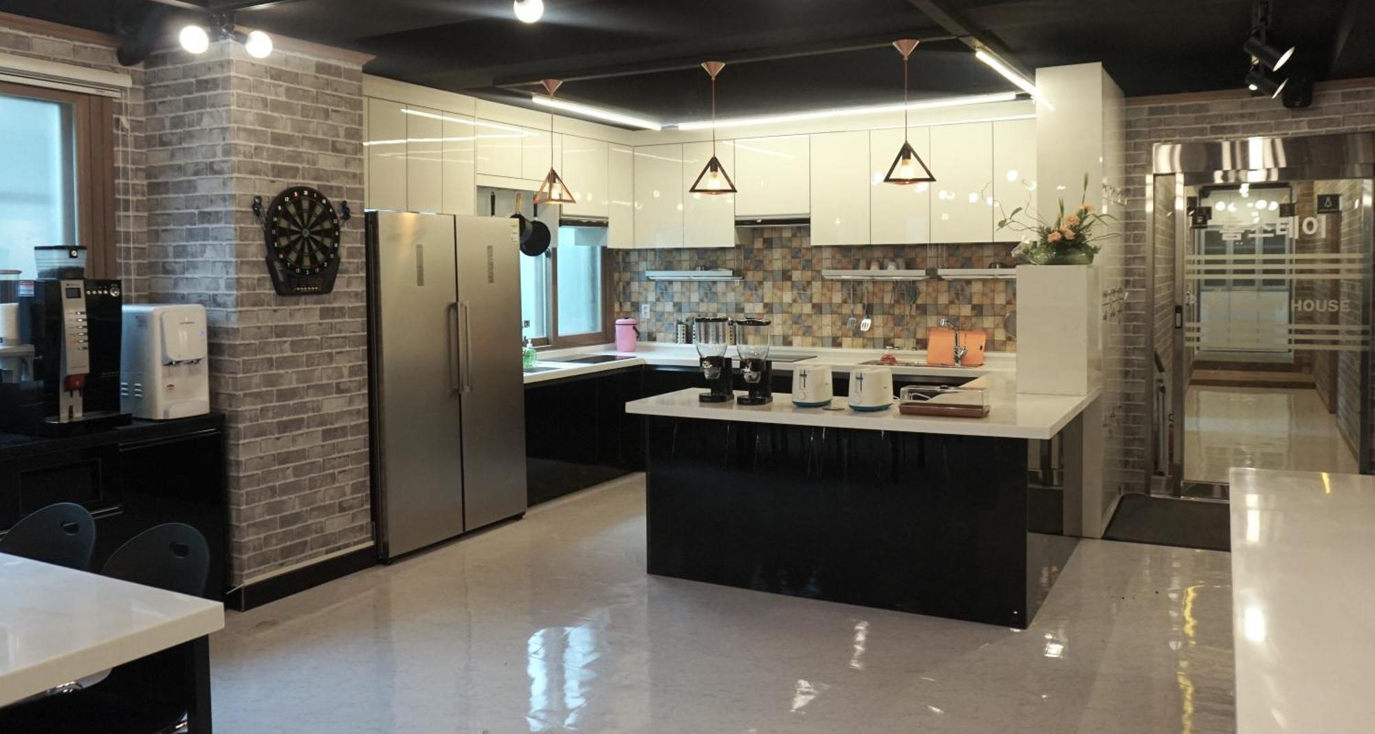 Sh Guesthouse Chuncheon Eksteriør bilde